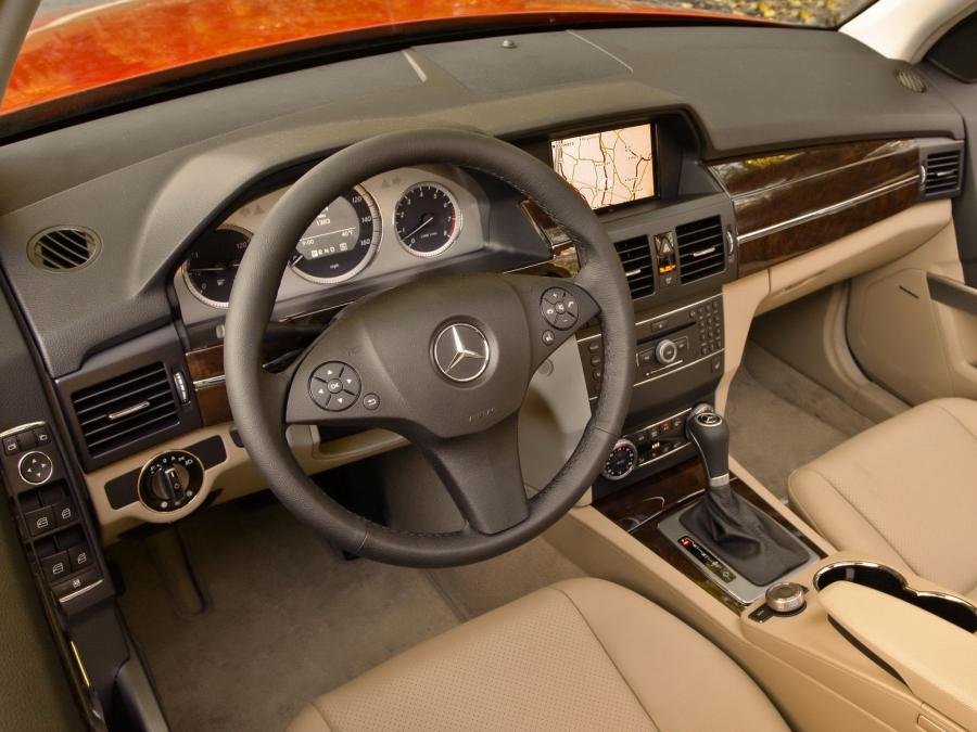  Mercedes-Benz GLK350 2008 года  (US) (фото 47 из 50)